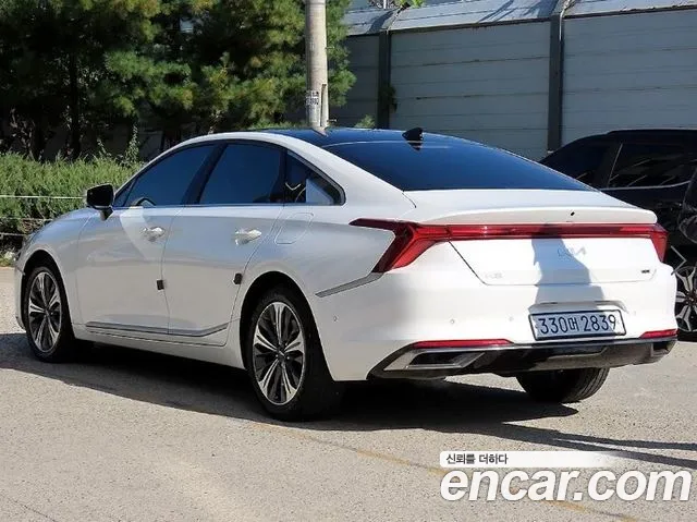 Kia K8 — Фото автомобиля 3