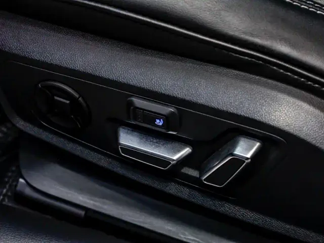 Audi A6L — Фото автомобиля 13