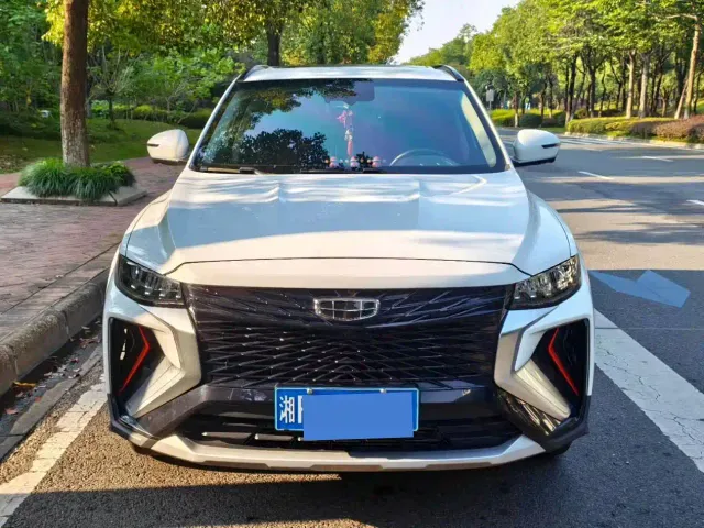 Geely Boyue — Фото автомобиля 2