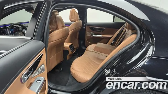 Mercedes-Benz E-Class W214 — Фото автомобиля 17