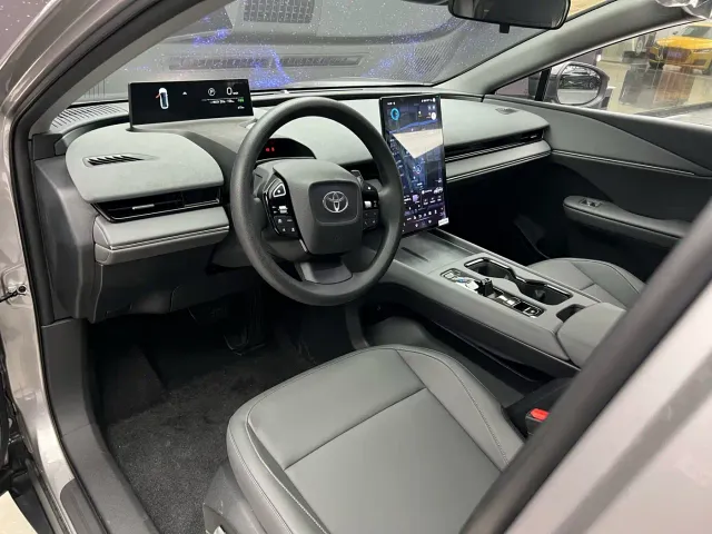 Toyota bZ3 — Фото автомобиля 11