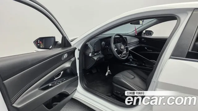 Hyundai Avante — Фото автомобиля 15