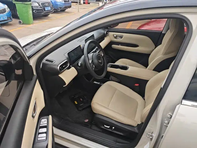 Wuling Binguo PLUS — Фото автомобиля 15