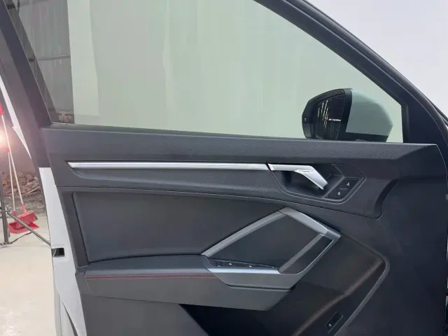 Audi Q3 — Фото автомобиля 20