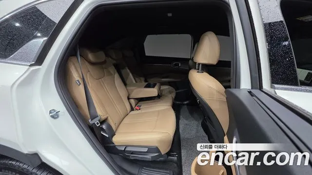 Kia Sorento Новый Sorento 4 поколение Бензин 2.5T 2WD — Фото автомобиля 19