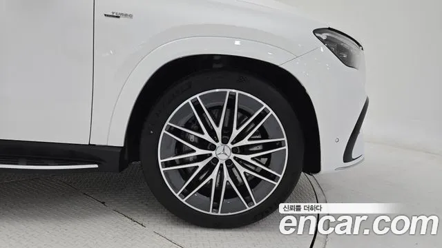 Mercedes-Benz GLE-Class — Фото автомобиля 5