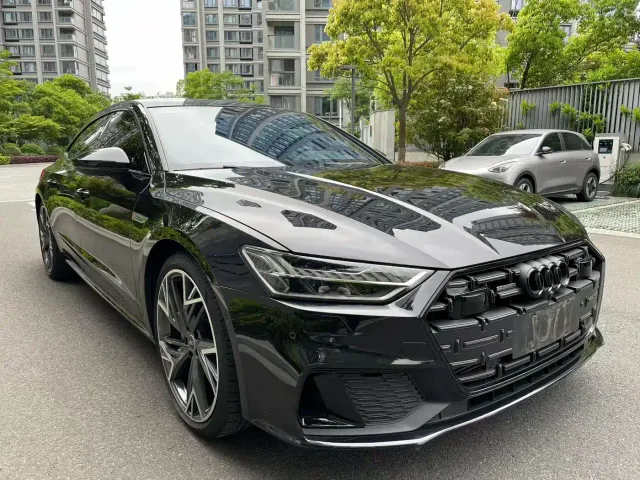 Audi A7L — Фото автомобиля 2