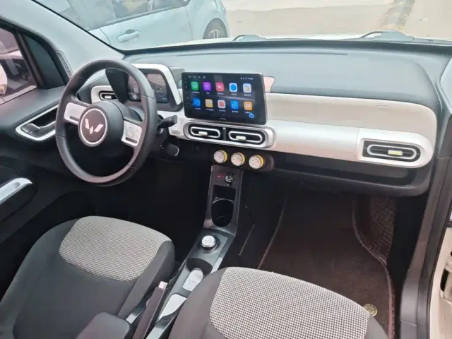 Wuling Hongguang Mini EV — Фото автомобиля 9