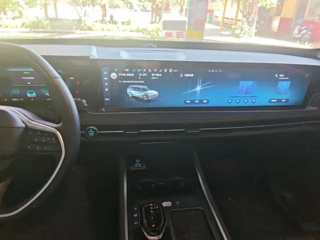 Ford Edge — Фото автомобиля 9