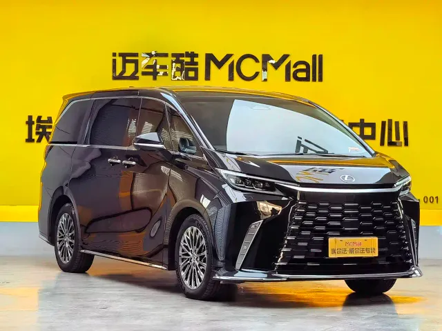 Lexus LM — Фото автомобиля 3