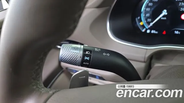 Genesis GV80 — Фото автомобиля 30