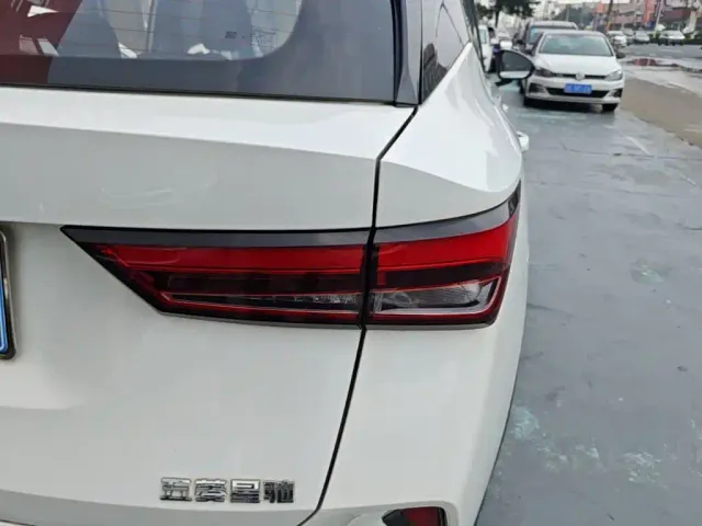 Wuling Xingchi — Фото автомобиля 7