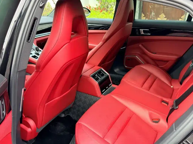 Porsche Panamera — Фото автомобиля 14
