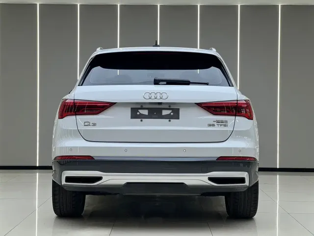 Audi Q3 — Фото автомобиля 17