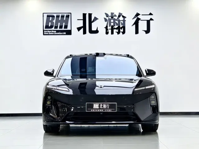 Nio ET5 Touring — Фото автомобиля 2