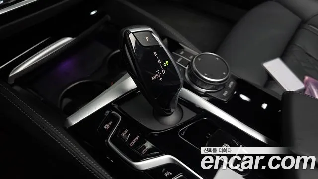 BMW 5 Series G30 — Фото автомобиля 12