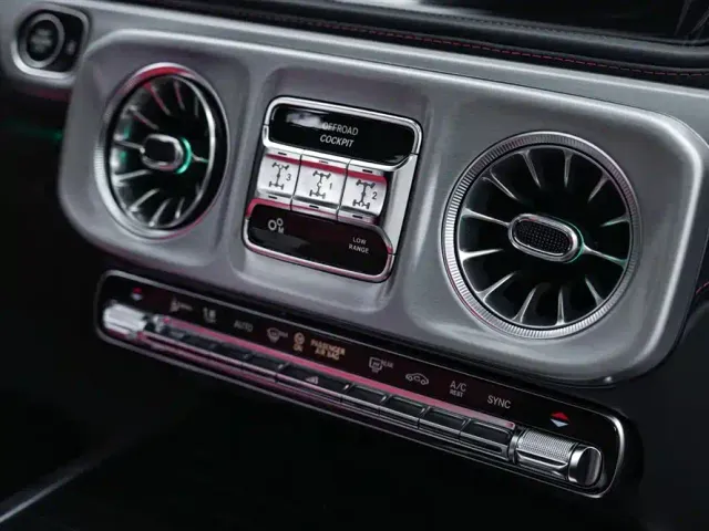 Mercedes-Benz G-Class — Фото автомобиля 20