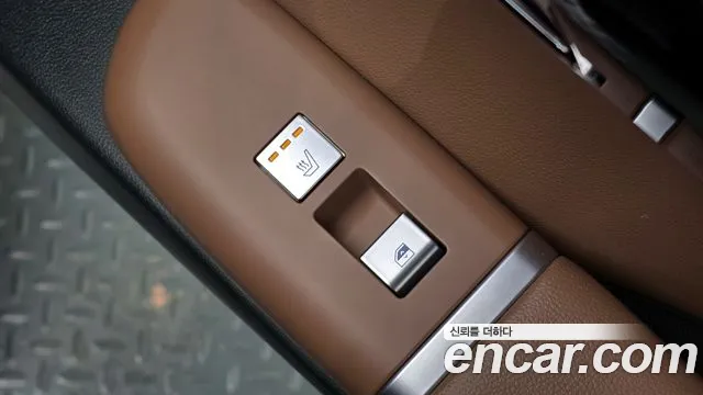 Hyundai Grandeur GN7 — Фото автомобиля 19