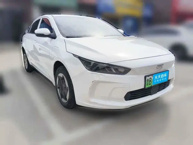 Geely Geometry A — Фото автомобиля 3