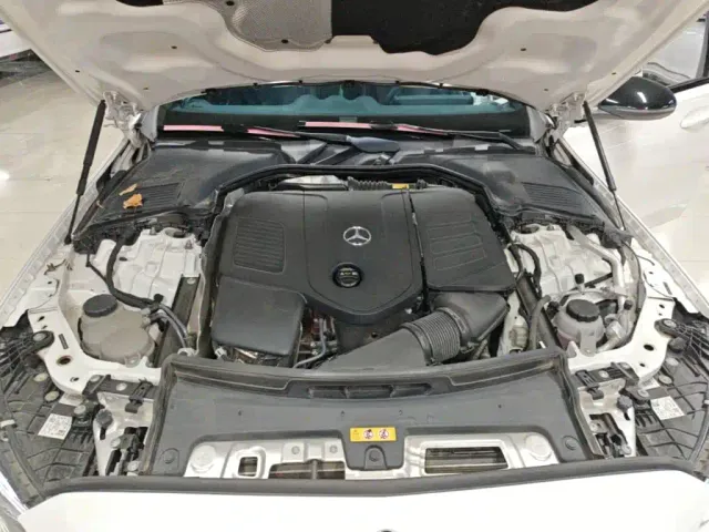 Mercedes-Benz C-Class — Фото автомобиля 19