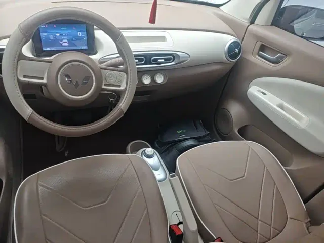 Wuling Hongguang Mini EV — Фото автомобиля 9