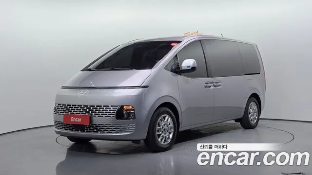 Фотография автомобиля — Hyundai Staria