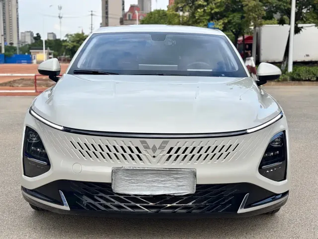 Wuling Starlight — Фото автомобиля 3