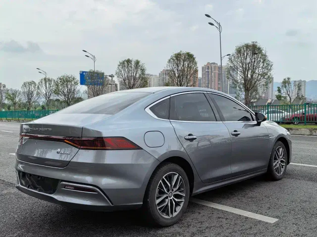 BYD Qin PLUS — Фото автомобиля 13