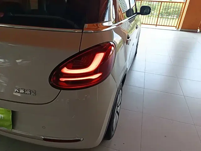 Wuling Bingo — Фото автомобиля 7