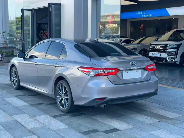 Toyota Camry — Фото автомобиля 20