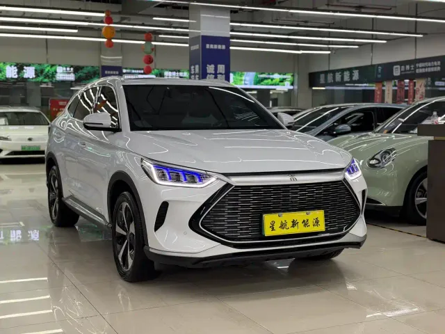 BYD Song PLUS — Фото автомобиля 2