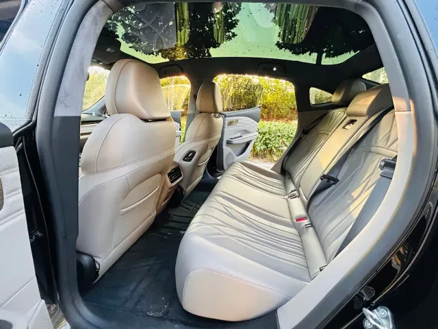 Geely Galaxy Xingyao 8 — Фото автомобиля 5