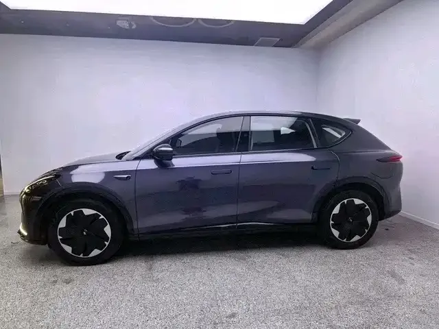 IM Motors IM LS7 2023 Model 77kWh Urban Fit Rear-Wheel Drive Version — Фото автомобиля 11
