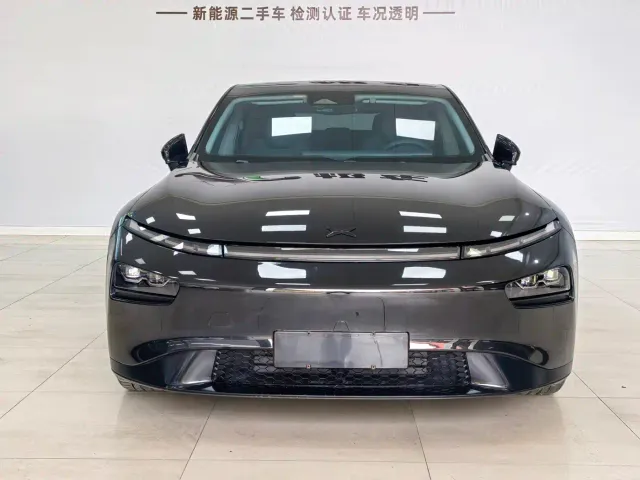 Xpeng P7 — Фото автомобиля 2