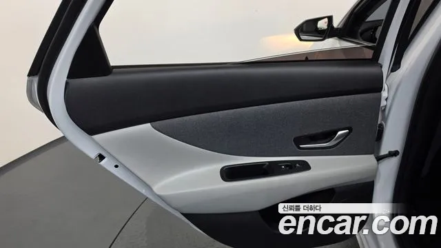 Hyundai AVANTE Avante (CN7) — Фото автомобиля 24