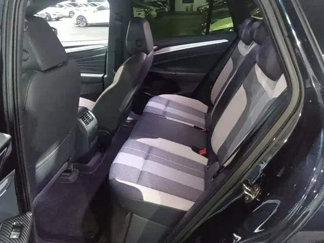Volkswagen ID.4 Crozz — Фото автомобиля 16