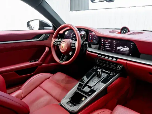 Porsche 911 — Фото автомобиля 25