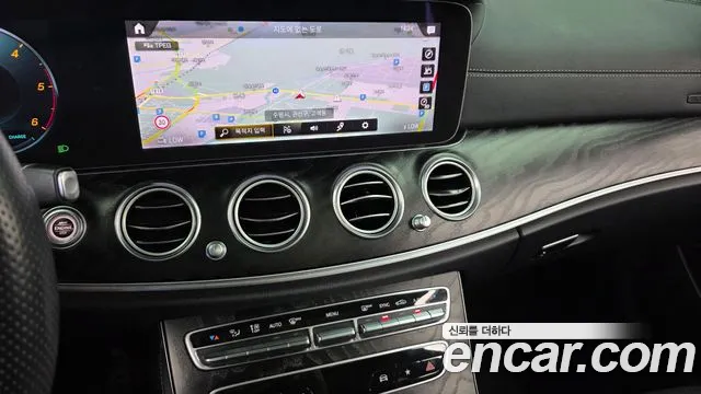 Mercedes-Benz E-Class W213 — Фото автомобиля 19