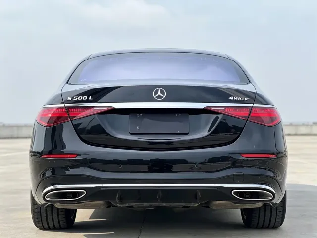 Mercedes-Benz S-Class — Фото автомобиля 12