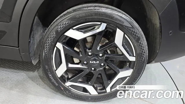 Kia Seltos Новый Seltos Бензин 1.6 турбо 2WD — Фото автомобиля 19