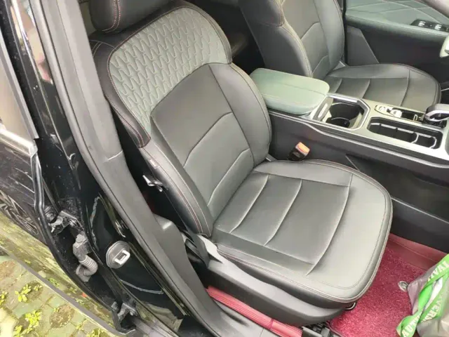 Geely Haoyue L — Фото автомобиля 24