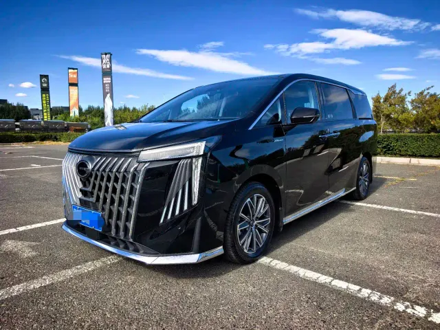 Фотография автомобиля — GAC Trumpchi M8