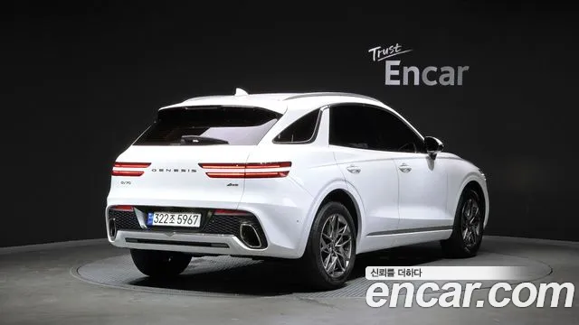Genesis GV70 — Фото автомобиля 2