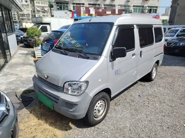 Фотография автомобиля — Wuling Zhiguang