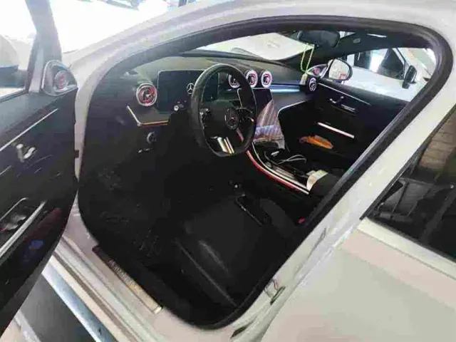 Mercedes-Benz C-Class — Фото автомобиля 4