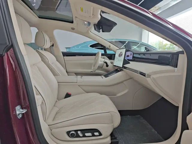 Stelato S9 — Фото автомобиля 10