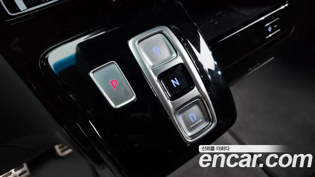 Hyundai Staria — Фото автомобиля 9