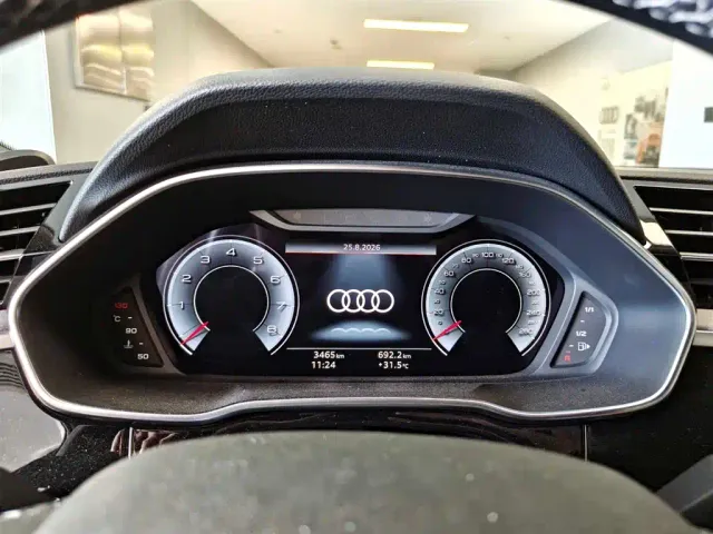 Audi Q3 — Фото автомобиля 6