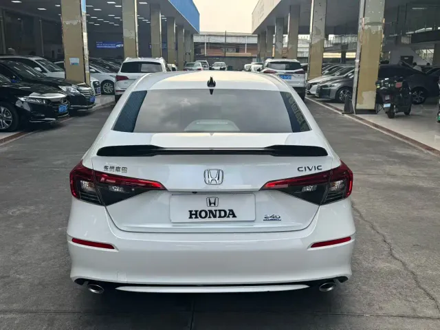 Honda Civic — Фото автомобиля 8