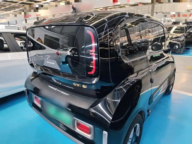 Baojun KiWi EV — Фото автомобиля 6